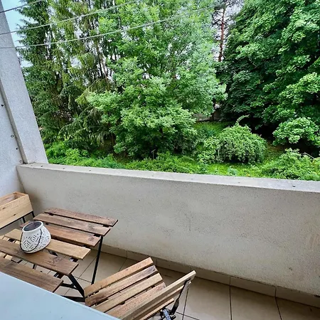 Appartement R&l Svermova - 2 Min Esc, Balcony Banská Bystrica